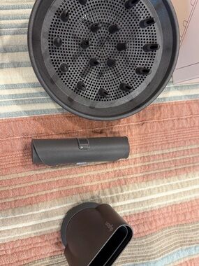Dyson Black Diffuser and Styling Nozzle Set